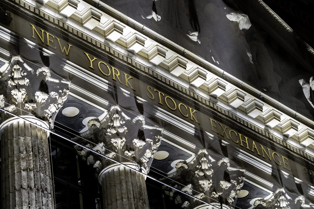 Bitcoin ETFs Log 7th Day of Inflows, Turn Positive for 2026