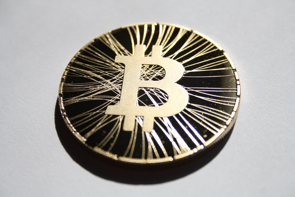 Crypto Trading Risk Management: 1% Rule, Stops and Sizing